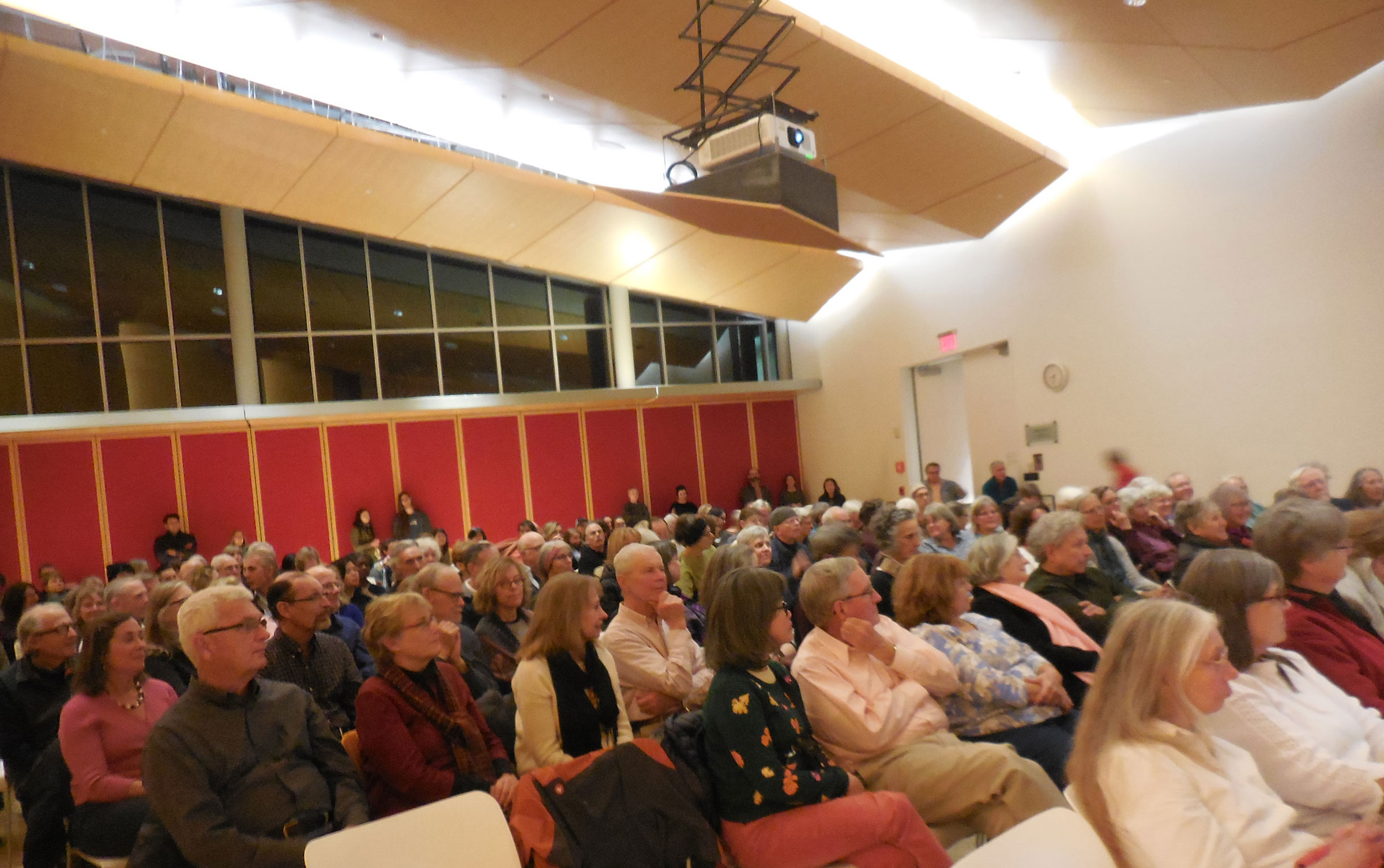 The audience at Smith College listened to the talk on "space for well-being"